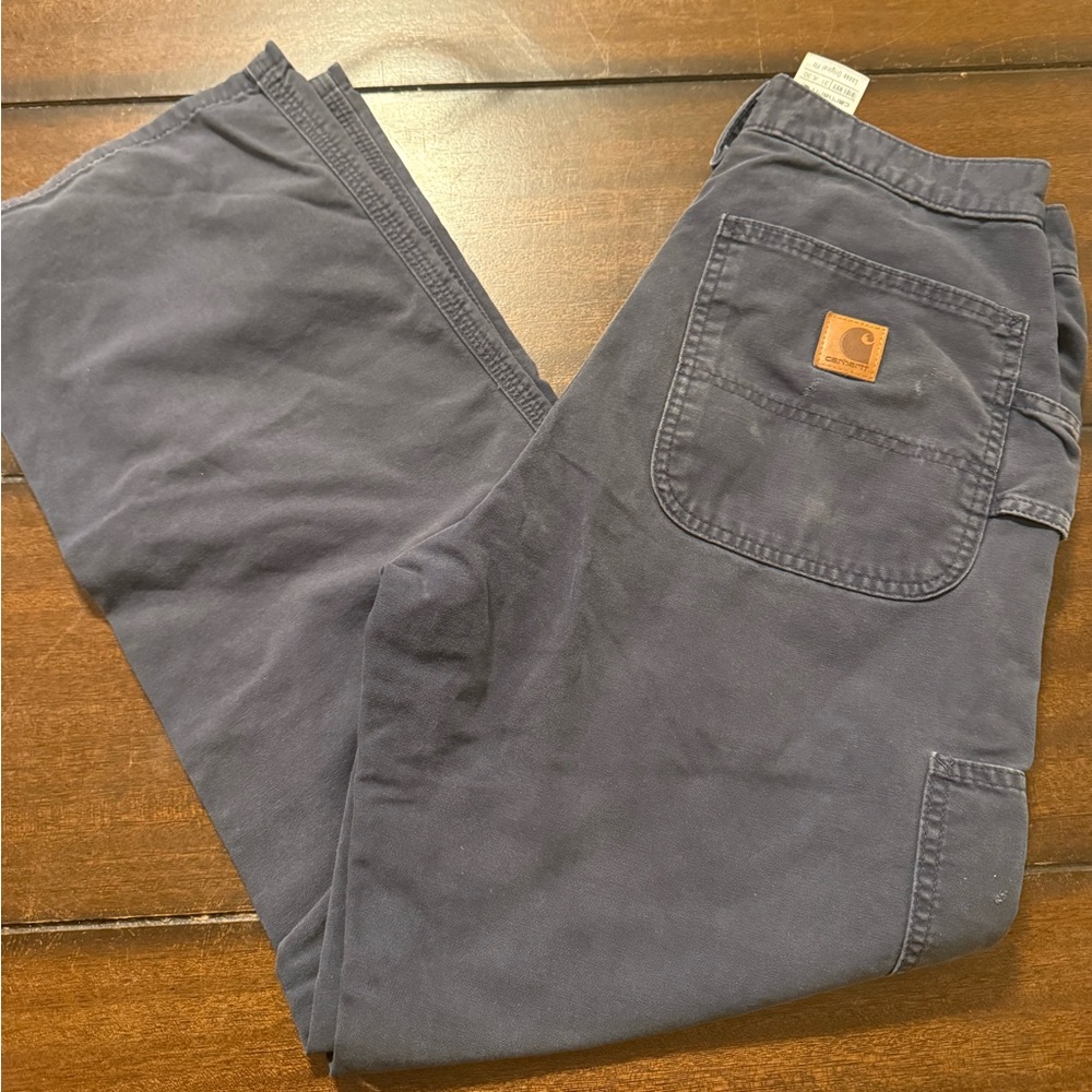 Carhartt B151 Navy Workwear Pants Men’s 31x30 – Loose Fit, Distressed